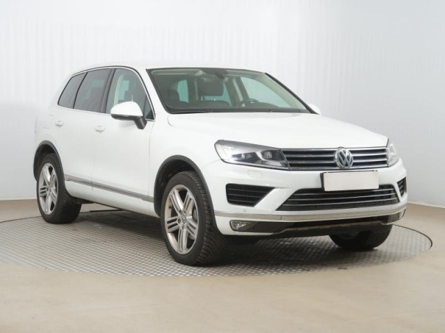 Volkswagen Touareg  3.0 TDI 