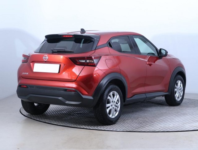 Nissan Juke  1.0 DIG-T N-Connecta