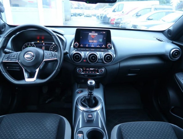 Nissan Juke  1.0 DIG-T N-Connecta