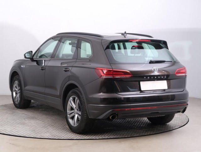 Volkswagen Touareg  3.0 TDI 