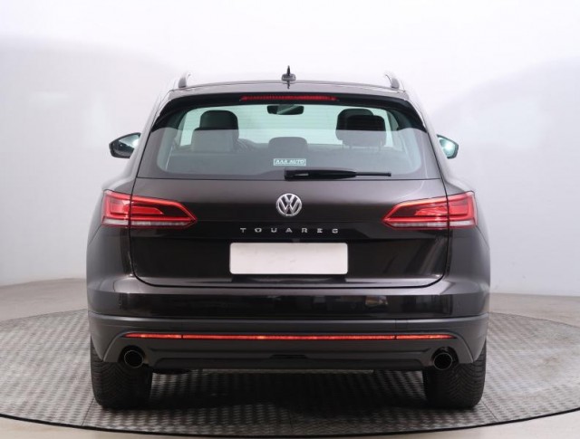 Volkswagen Touareg  3.0 TDI 