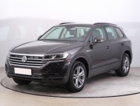 Volkswagen Touareg  3.0 TDI 