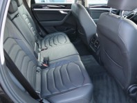 Volkswagen Touareg  3.0 TDI 