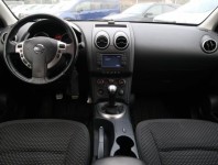 Nissan Qashqai  1.6 