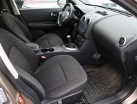 Nissan Qashqai  1.6 