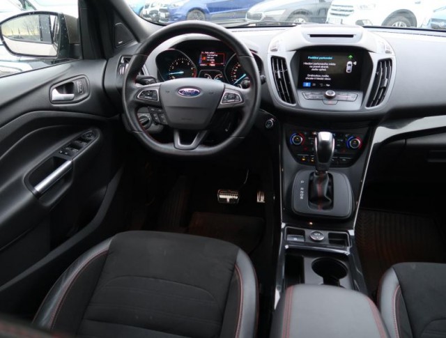 Ford Kuga  1.5 EcoBoost ST-Line