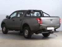 Mitsubishi L200  2.4 DI-D 