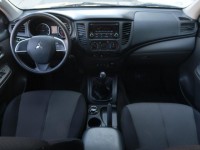 Mitsubishi L200  2.4 DI-D 