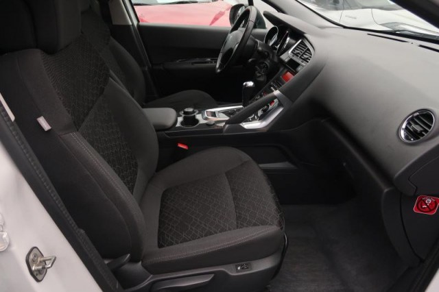 Peugeot 3008  1.6 BlueHDi 