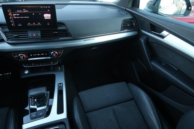 Audi Q5  40 TDI S line