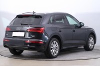 Audi Q5  40 TDI S line