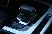 Audi Q5  40 TDI S line