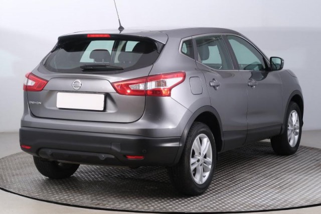 Nissan Qashqai  1.2 DIG-T Acenta