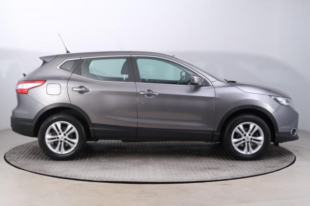 Nissan Qashqai  1.2 DIG-T Acenta