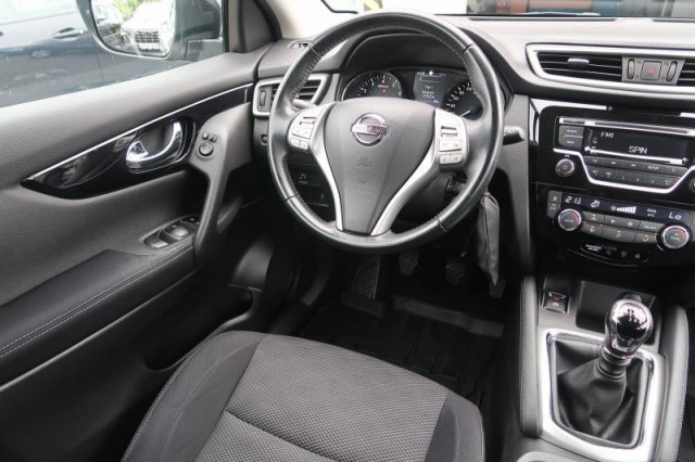 Nissan Qashqai  1.2 DIG-T Acenta
