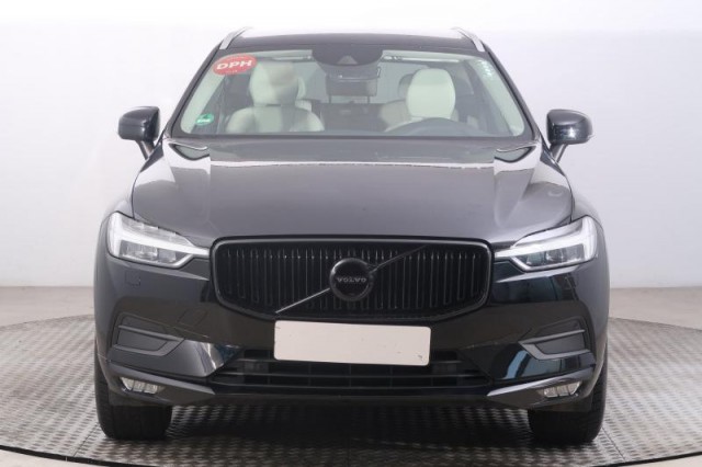 Volvo XC60  T5 AWD Momentum