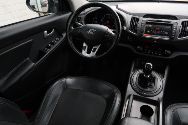Kia Sportage  2.0 CRDi 
