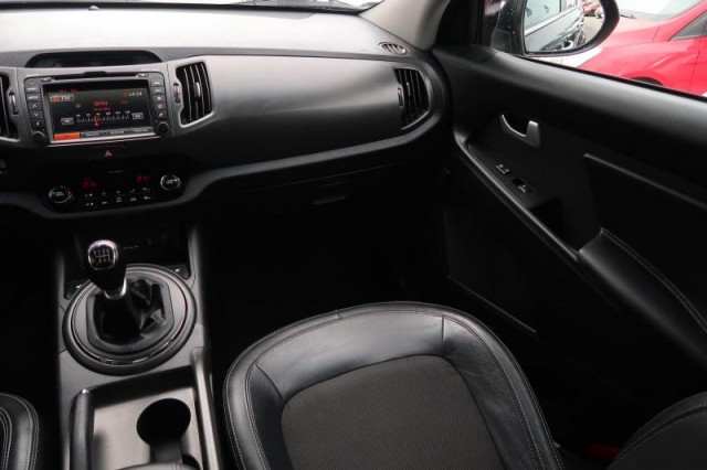 Kia Sportage  2.0 CRDi 