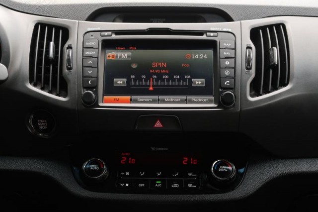 Kia Sportage  2.0 CRDi 