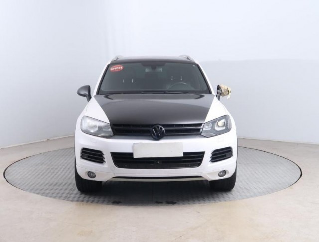 Volkswagen Touareg  3.0 TDI 