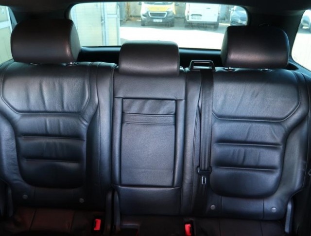 Volkswagen Touareg  3.0 TDI 