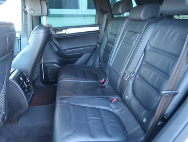 Volkswagen Touareg  3.0 TDI 