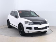Volkswagen Touareg  3.0 TDI 