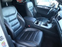 Volkswagen Touareg  3.0 TDI 