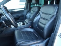 Volkswagen Touareg  3.0 TDI 