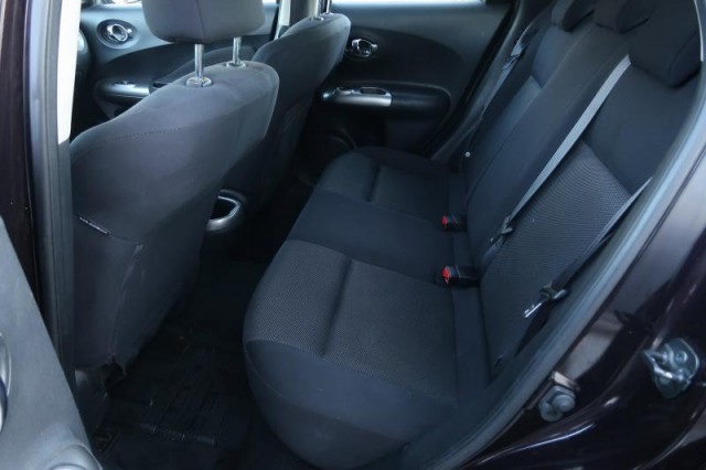 Nissan Juke  1.6 i 