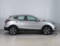 Nissan Qashqai  1.3 DIG-T 