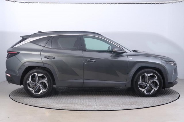 Hyundai Tucson  1.6 CRDi 48V MHEV 