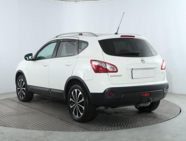 Nissan Qashqai  2.0 dCi 
