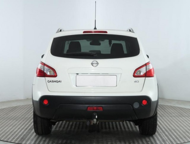 Nissan Qashqai  2.0 dCi 
