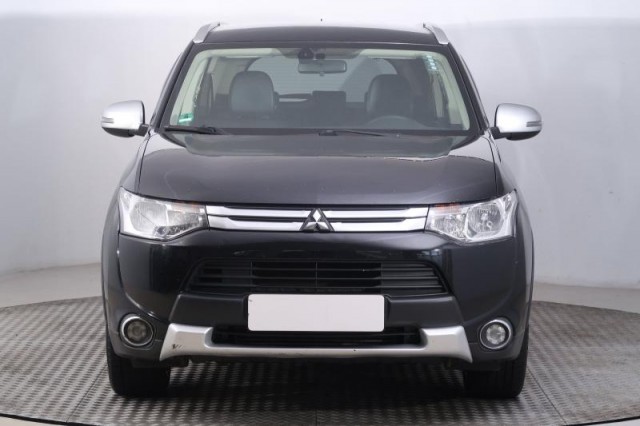 Mitsubishi Outlander  2.2 DI-D 