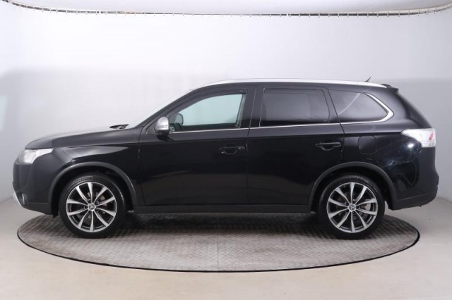 Mitsubishi Outlander  2.2 DI-D 