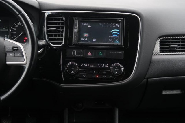 Mitsubishi Outlander  2.2 DI-D 