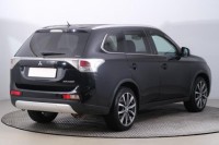 Mitsubishi Outlander  2.2 DI-D 