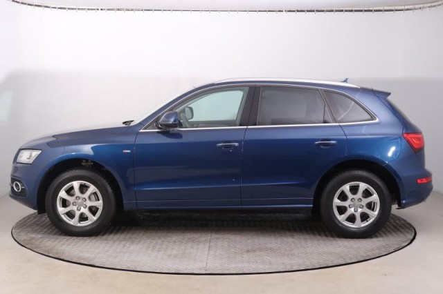 Audi Q5  2.0 TDI S line