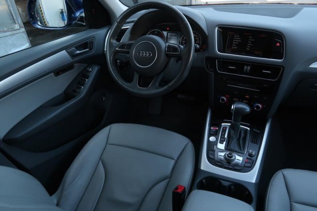 Audi Q5  2.0 TDI S line