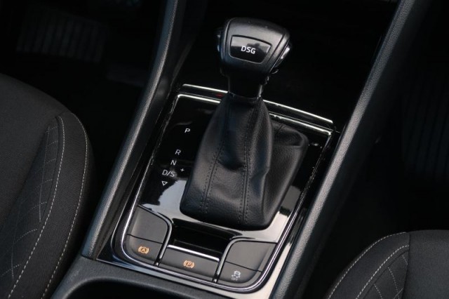 Škoda Karoq  1.5 TSI Ambition Plus