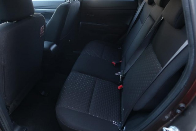 Mitsubishi ASX  1.8 DI-D MIVEC 