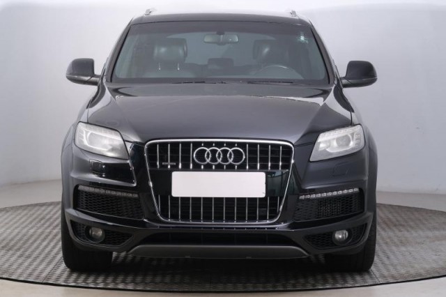 Audi Q7  3.0 TDI 