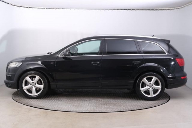 Audi Q7  3.0 TDI 