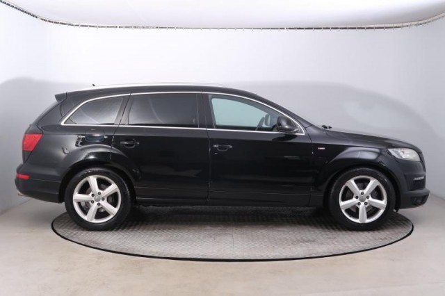Audi Q7  3.0 TDI 