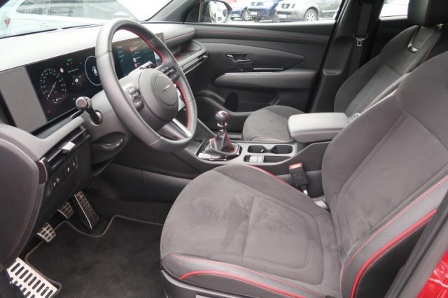 Hyundai Tucson  1.6 T-GDI 48V MHEV 
