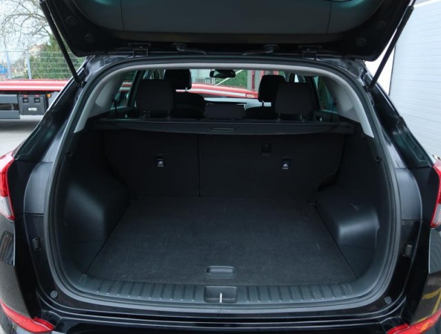 Hyundai Tucson  2.0 CRDi 