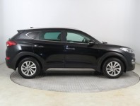 Hyundai Tucson  2.0 CRDi 