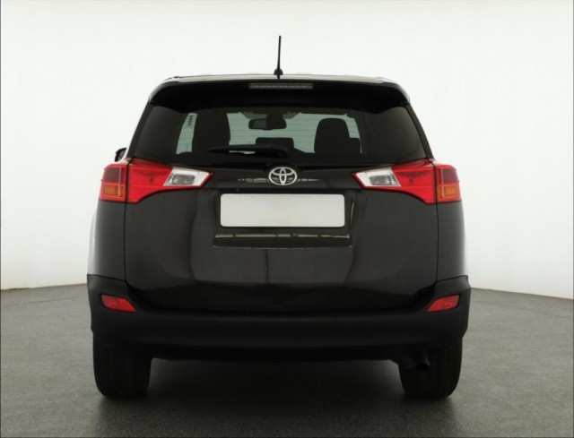 Toyota RAV 4  2.0 VVT-i 