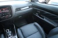 Mitsubishi Outlander  2.0 PHEV Instyle